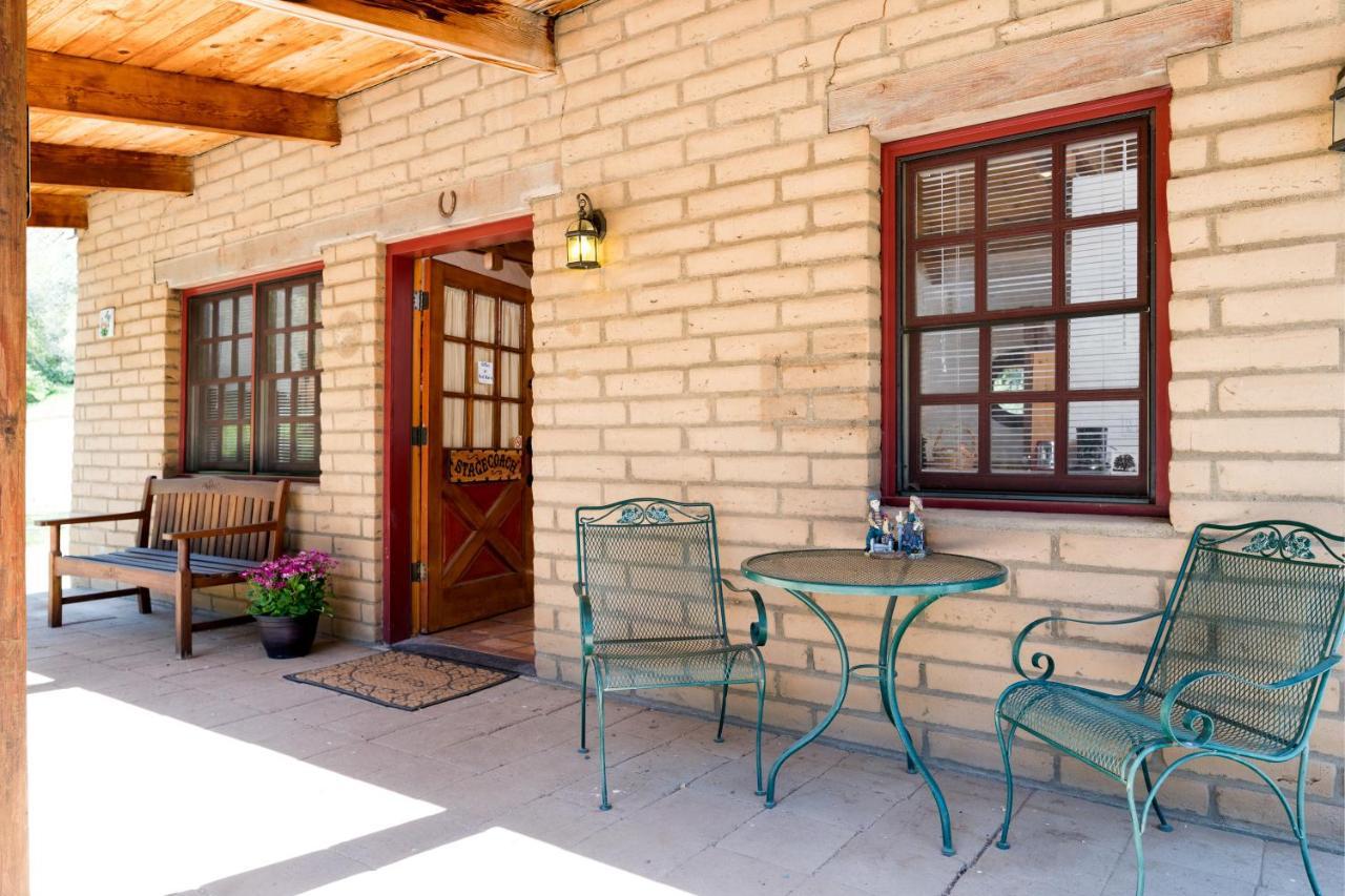 Homestead Cottages Оане Екстериор снимка
